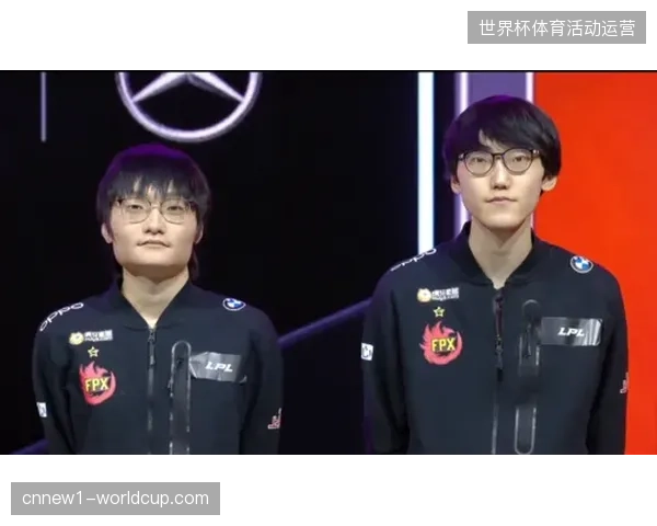 杜埃兄弟在场上直接对话，哥哥盖拉·杜埃的出色发挥帮助科特迪瓦战胜弟弟所在的法国队
